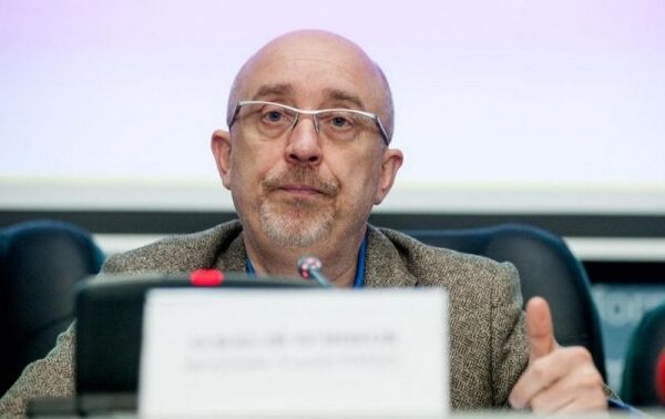 В Минобороны объяснили, зачем Путин согнал войска к границе Украины В Минобороны объяснили, зачем Путин согнал войска к границе Украины
