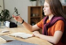 Сколько одесситов выступают за дистанционное обучение в школах: опрос