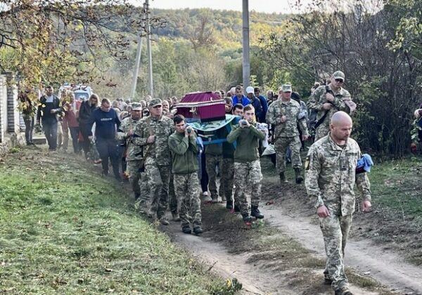 В Одесской области простились с двумя погибшими на фронте защитниками Украины В Одесской области простились с двумя погибшими на фронте защитниками Украины