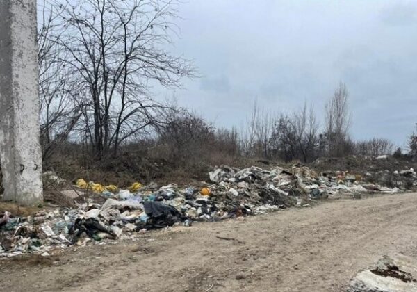 Незаконную свалку на полях фильтрации в Одессе удалось ликвидировать Незаконную свалку на полях фильтрации в Одессе удалось ликвидировать