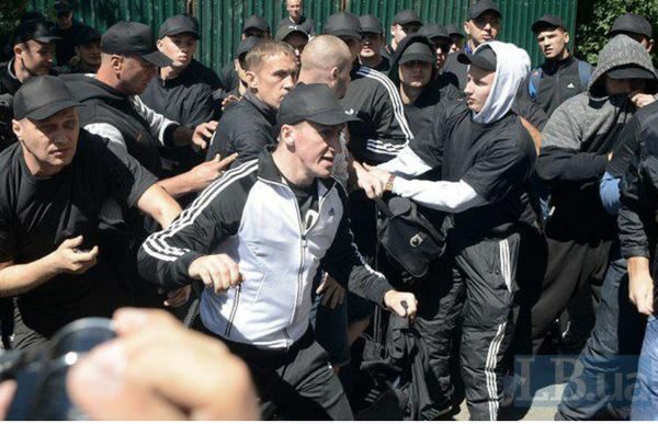 ЗМІ знайшли, що об’єднує нардепа Тищенка та депутата облради Олексія Мешкова: про що йдеться