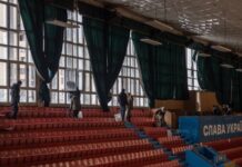 В результате последней ракетной атаки Одессы пострадали 300 квартир и Дворец спорта: ранения получили десять человек