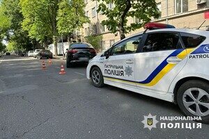 В центре Одессы легковушка на пешеходном переходе сбила женщину: что с пострадавшей В центре Одессы легковушка на пешеходном переходе сбила женщину: что с пострадавшей