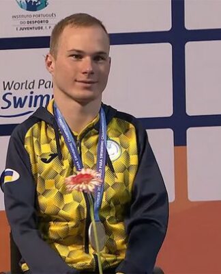 Бігун Цвєтков та плавець Остапченко здобули для України золоті медалі Паралімпіади-2024