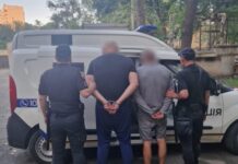 Вымогали 150 тысяч гривен выдуманного долга: в Одессе разоблачили преступную группу