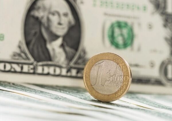 Курс валют в Украине 12 декабря 2024: сколько стоит доллар и евро