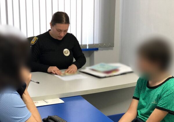 В Одесской области 12-летние подростки устроили взрыв в подъезде В Одесской области 12-летние подростки устроили взрыв в подъезде