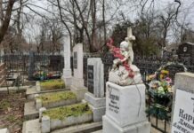 День памяти умерших: какие автобусы будут курсировать в направлении кладбищ в Одессе