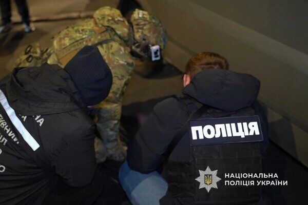 Бегство в Молдову за взятку: в Одессе разоблачили переправщика военнообязанных
