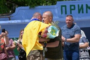 На Одесчину после почти двух лет плена вернулся защитник Украины На Одесчину после почти двух лет плена вернулся защитник Украины