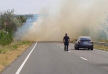 На трассе Одесса – Рени ограничили движение: горит фура