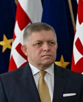 «Не розуміємо»: Фіцо про удари України по нафтопроводу «Дружба»