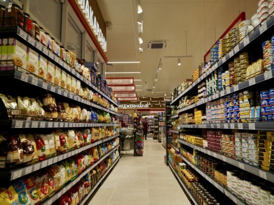 Продукти в Україні дорожчі, ніж у Європі: НБУ назвав, які саме та чому
