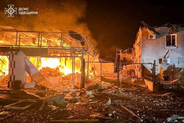 Ночная атака на Одесчину: погибла женщина, есть травмированные (обновлено) Ночная атака на Одесчину: погибла женщина, есть травмированные (обновлено)