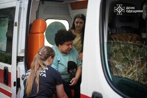 Пожар в ЖК "Одесские традиции": среди спасенных ребенок, есть пострадавшая Пожар в ЖК "Одесские традиции": среди спасенных ребенок, есть пострадавшая
