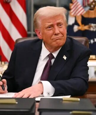 Трамп добавил для сбор в $100,000 за визу H-1B