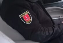 В Одессе мужчина с шевроном патрульного слушал российскую музыку: что говорят в полиции