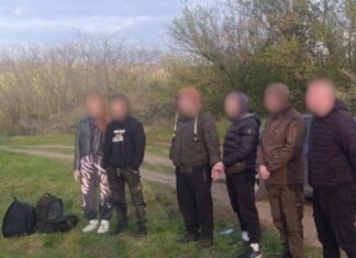Вез мужчин до границы: в Одесской области задержали водителя-военнослужащего