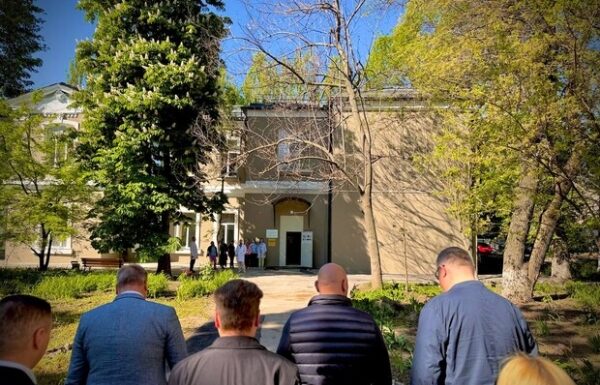 В Одессе за деньги правительства Франции капитально отремонтировали корпус терапевтического отделения городской больницы