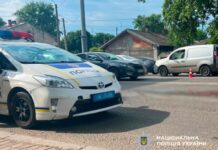 В Хаджибейском районе Одессы водитель грузовика насмерть сбил женщину на дороге
