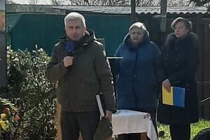 Чествование памяти защитников Украины: под Одессой открыли Аллею Героев Чествование памяти защитников Украины: под Одессой открыли Аллею Героев